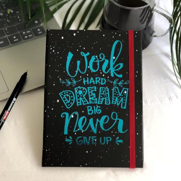 Dream Big Mottolu Sert Karton Kapaklı Çizgisiz Defter Zamansız Ajanda